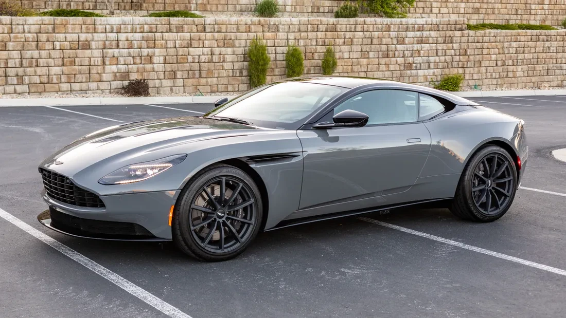 2023 Aston Martin DB11 V12 - Image 18 of 31