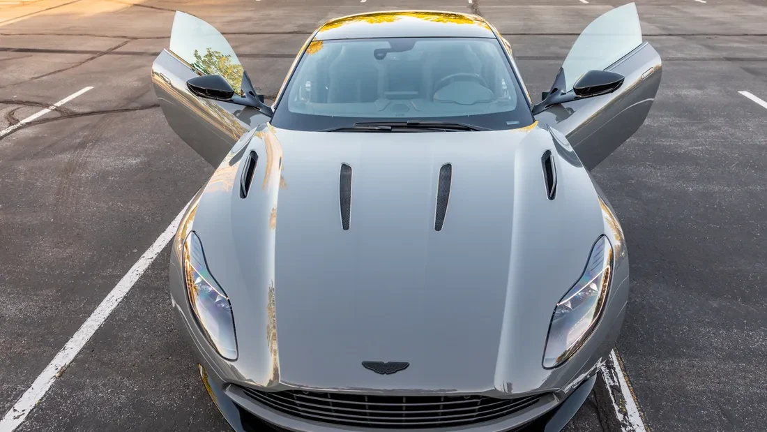 2023 Aston Martin DB11 V12 - Image 4 of 31