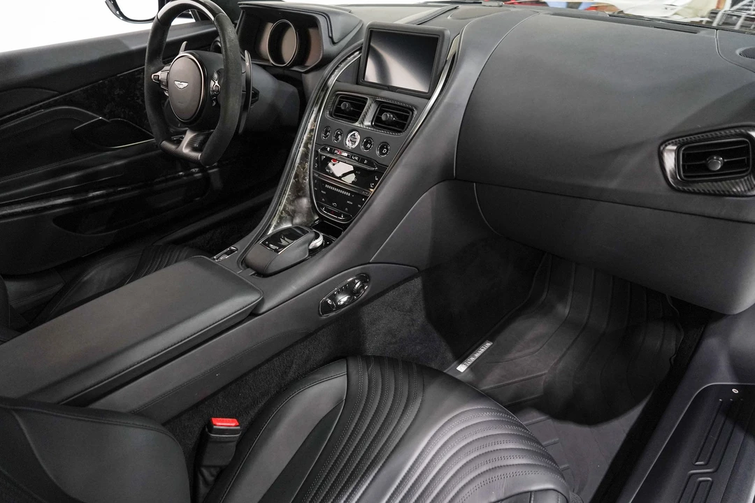 2023 Aston Martin DB11 V12 - Image 15 of 31