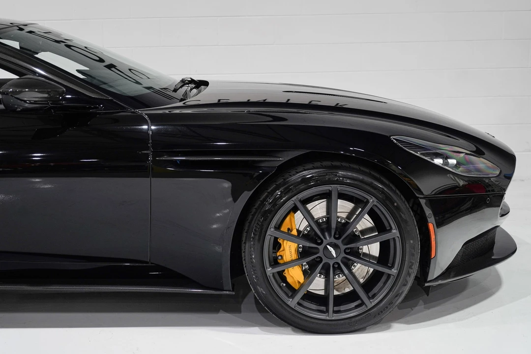 2023 Aston Martin DB11 V12 - Image 21 of 31