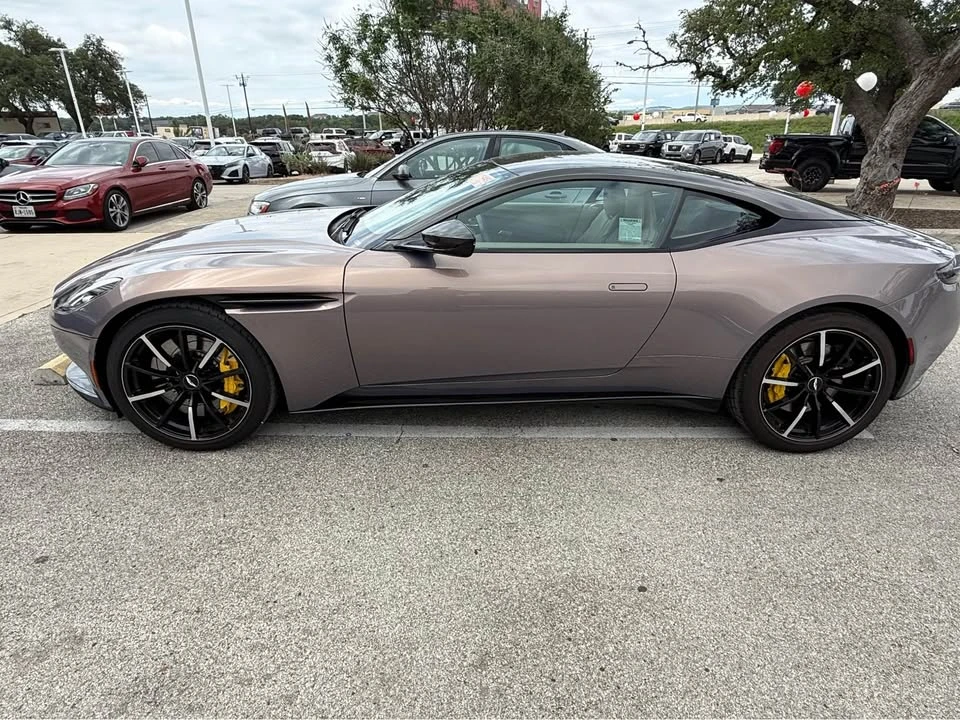 2023 Aston Martin DB11 V8 - Image 4 of 8