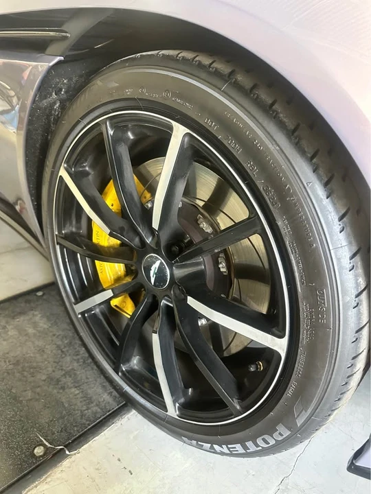 2023 Aston Martin DB11 V8 - Image 2 of 5
