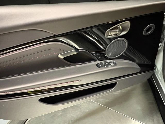 2023 Aston Martin DB11 Volante - Image 22 of 31