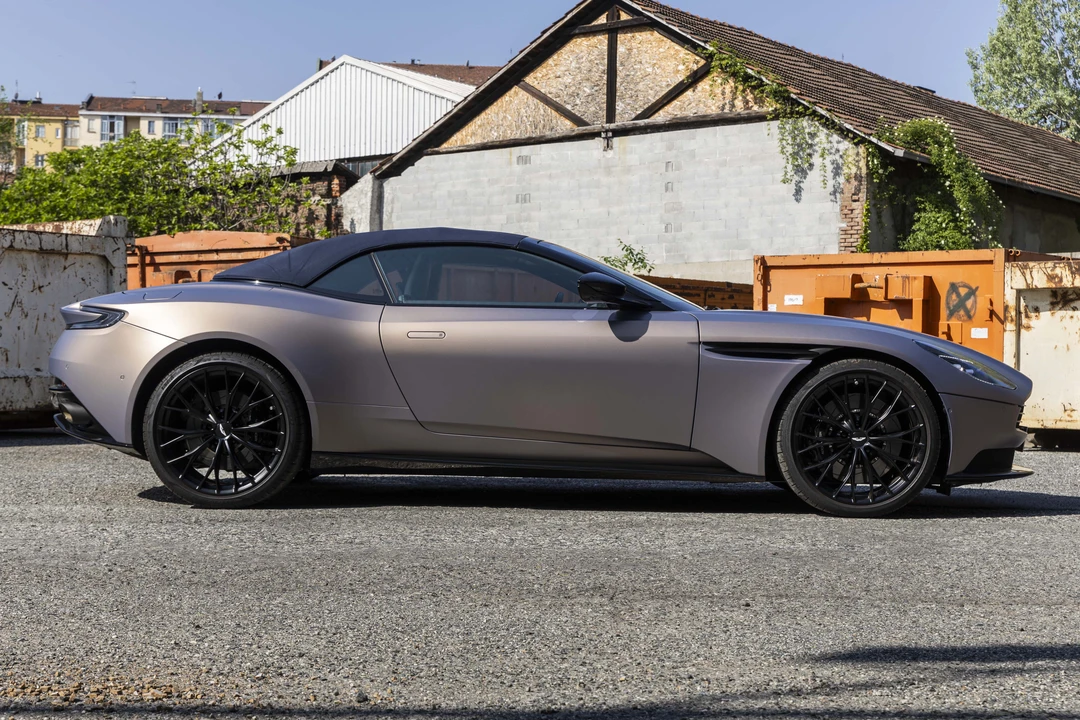 2023 Aston Martin DB11 Volante - Image 8 of 31