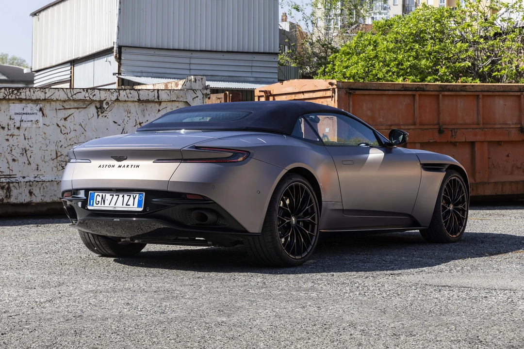 2023 Aston Martin DB11 Volante - Image 7 of 31