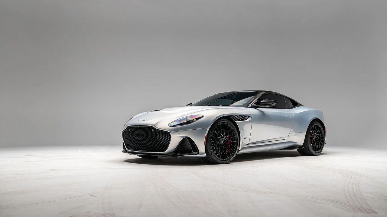 2023 Aston Martin DBS 770 Ultimate - Image 17 of 31