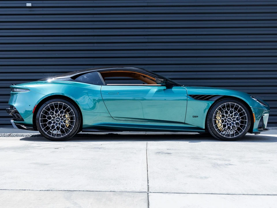 2023 Aston Martin DBS 770 Ultimate - Image 7 of 31