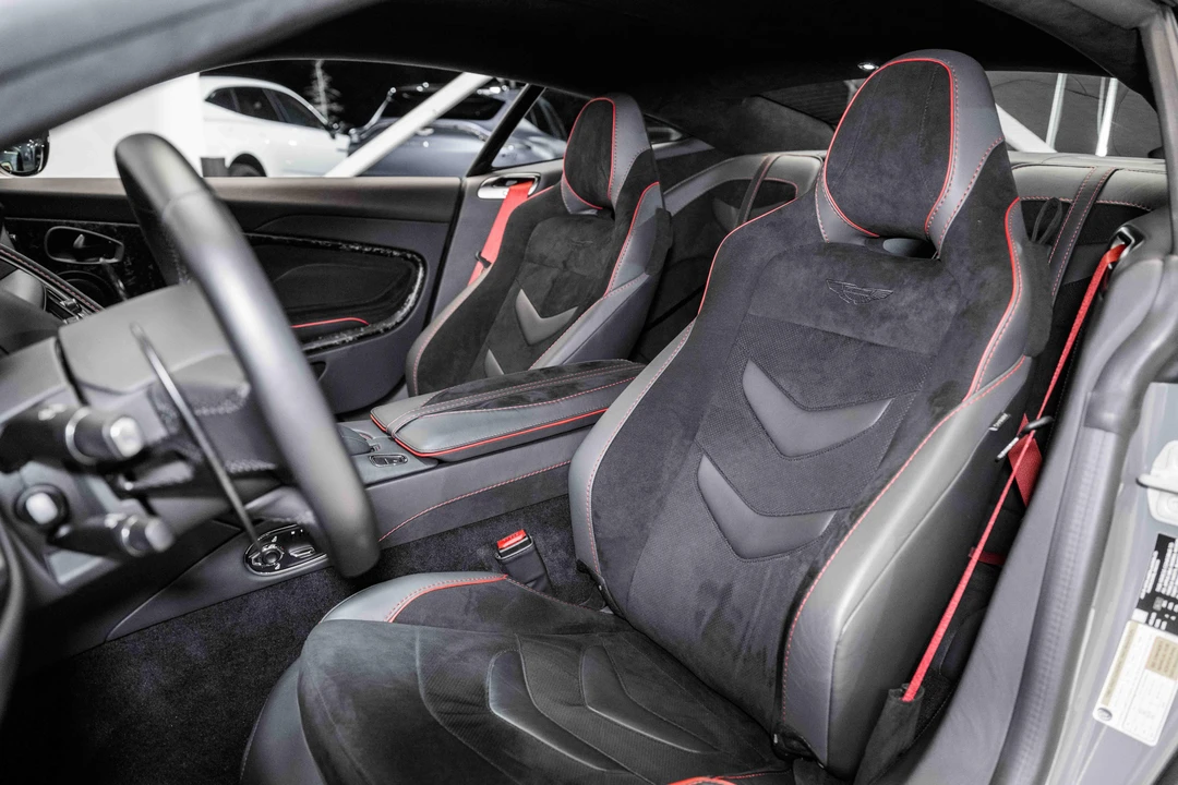 2023 Aston Martin DBS Superleggera - Image 24 of 31