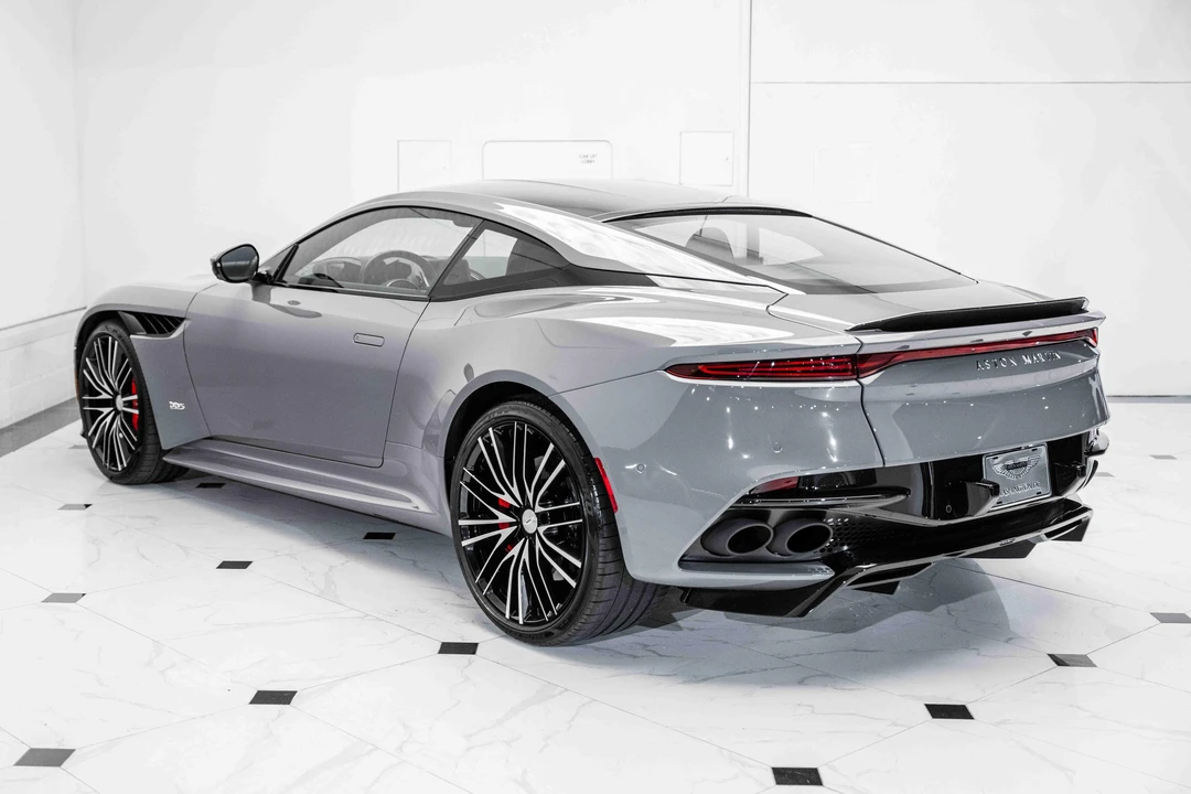 2023 Aston Martin DBS Superleggera - Image 7 of 31