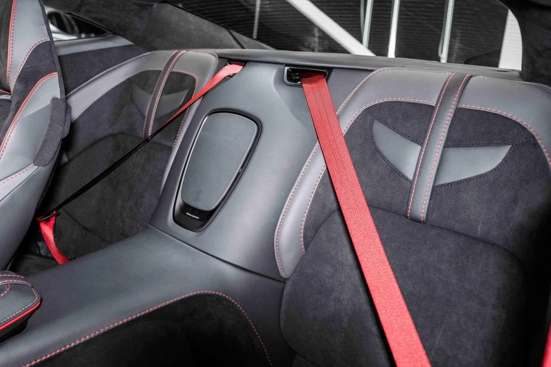 2023 Aston Martin DBS Superleggera - Image 21 of 31