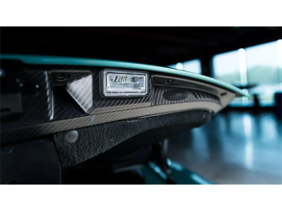 2023 Aston Martin DBS Superleggera - Image 26 of 31