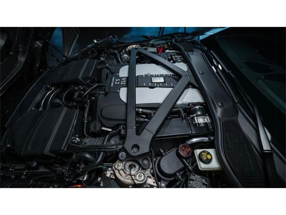 2023 Aston Martin DBS Superleggera - Image 28 of 31