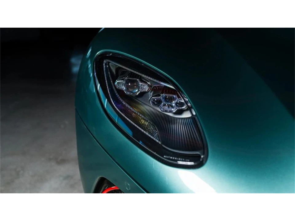 2023 Aston Martin DBS Superleggera - Image 4 of 31