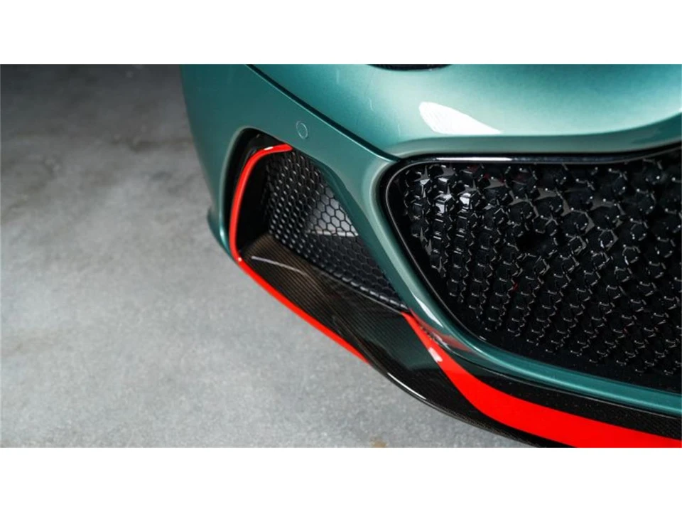 2023 Aston Martin DBS Superleggera - Image 5 of 31