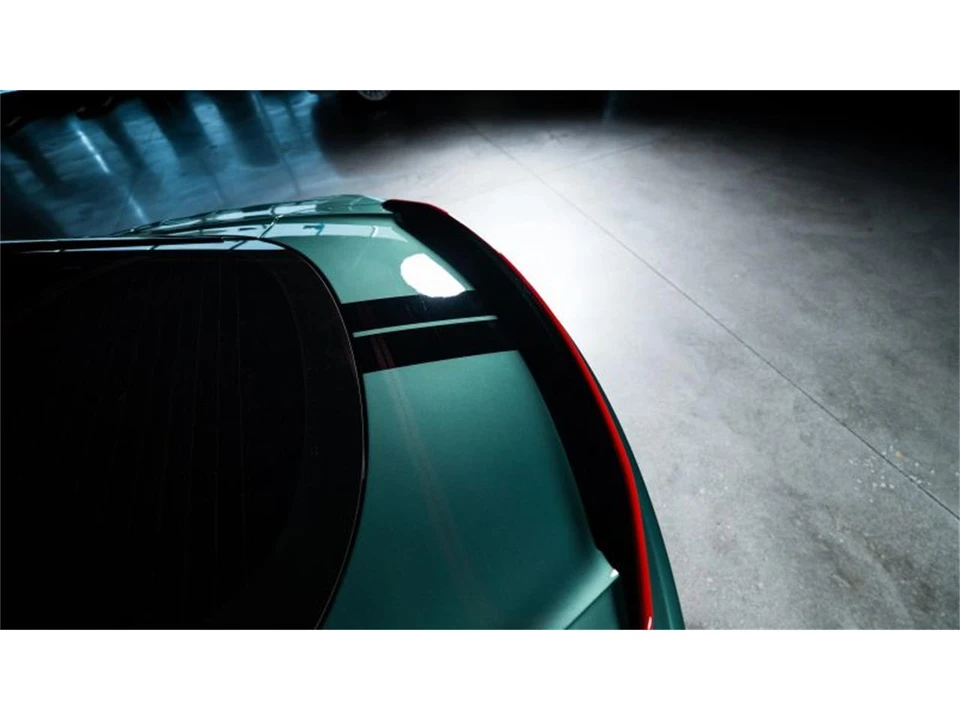 2023 Aston Martin DBS Superleggera - Image 20 of 31