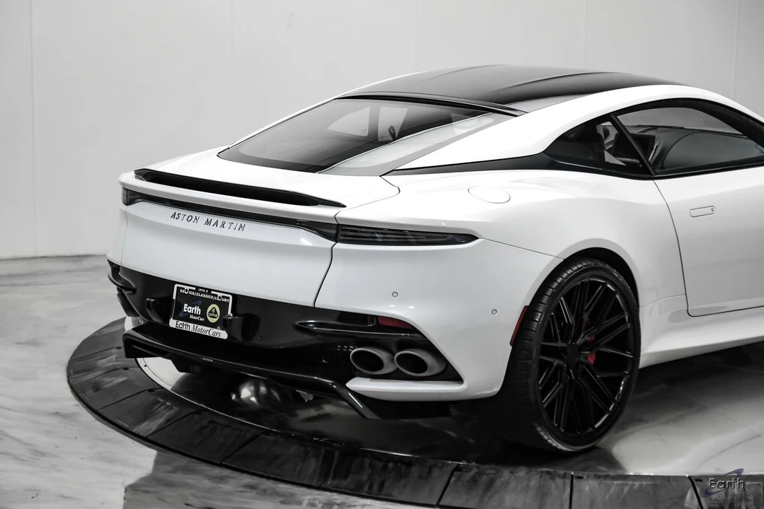 2023 Aston Martin DBS Superleggera - Image 20 of 31