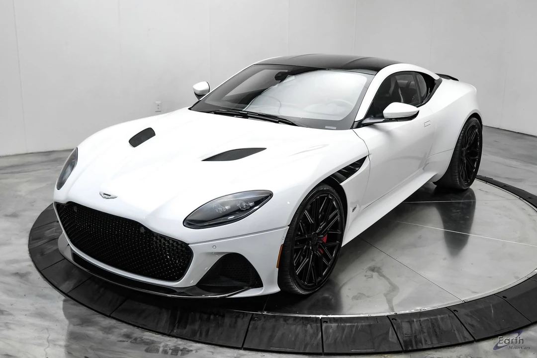2023 Aston Martin DBS Superleggera - Image 6 of 31