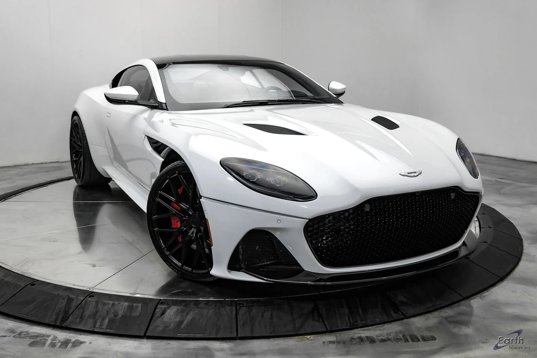 2023 Aston Martin DBS Superleggera - Image 27 of 31
