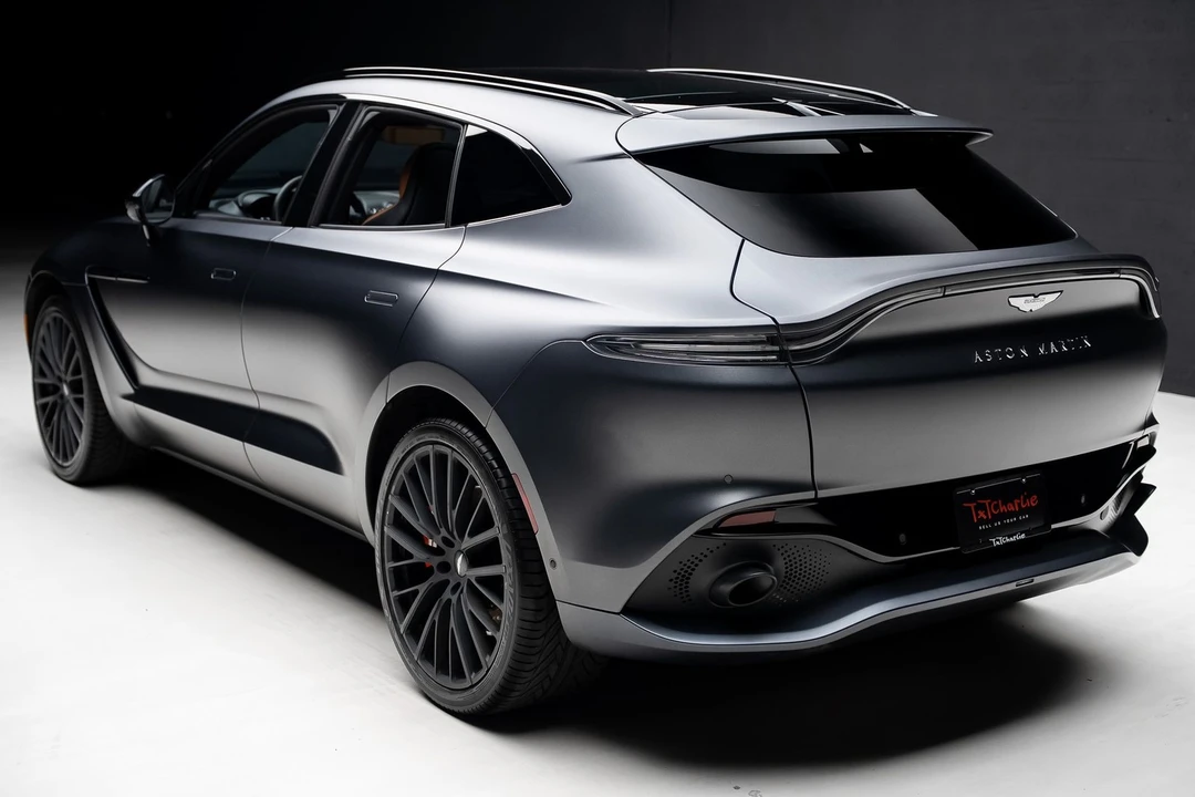 2023 Aston Martin DBX - Image 23 of 31