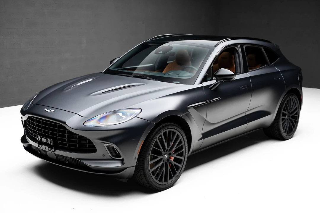 2023 Aston Martin DBX - Image 5 of 31