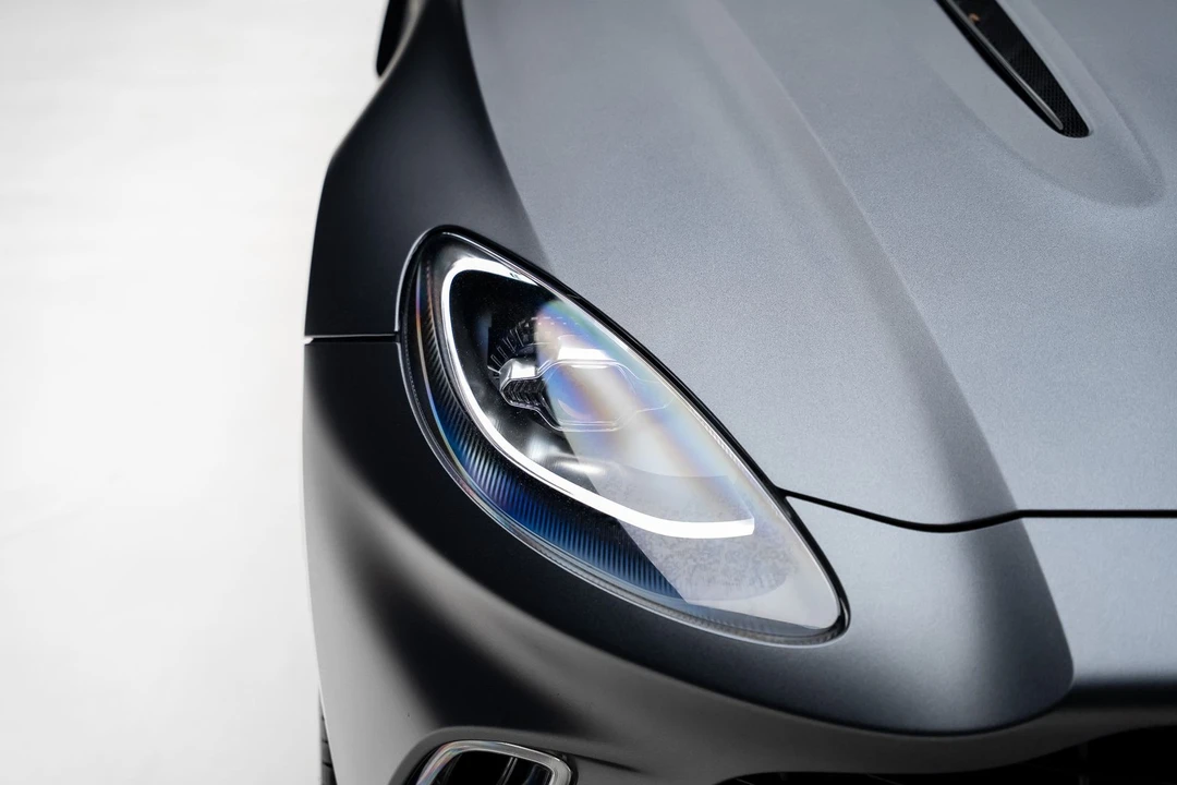 2023 Aston Martin DBX - Image 12 of 31