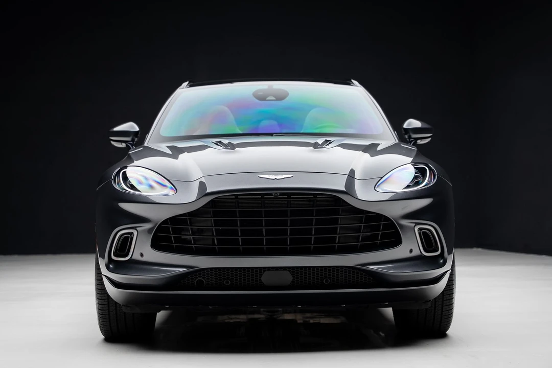 2023 Aston Martin DBX - Image 8 of 31