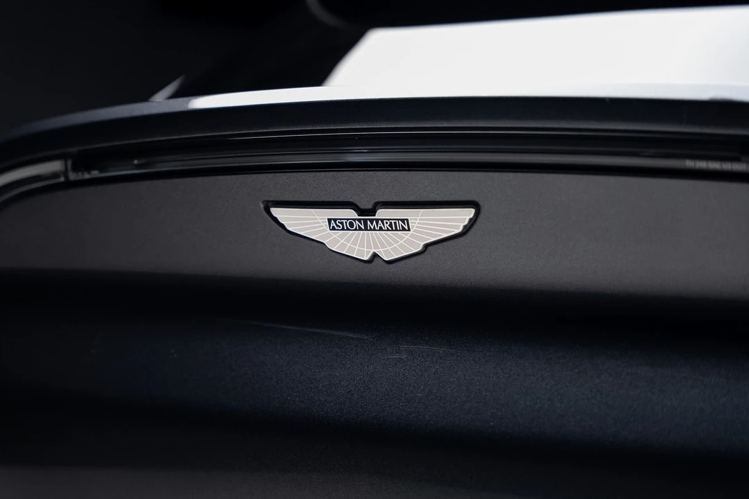 2023 Aston Martin DBX - Image 29 of 31