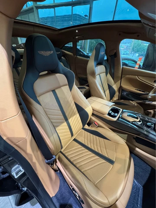 2023 Aston Martin DBX - Image 5 of 9