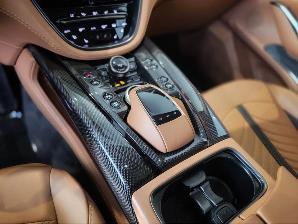 2023 Aston Martin DBX - Image 13 of 20