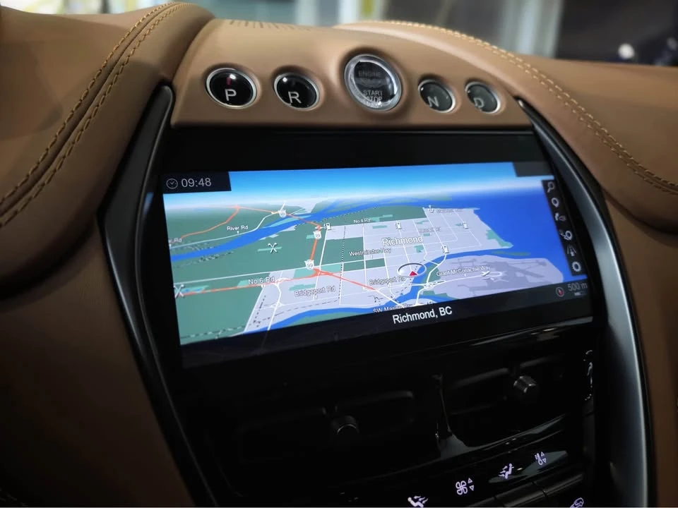 2023 Aston Martin DBX - Image 7 of 20