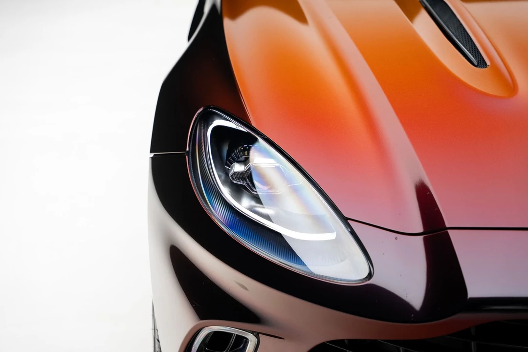 2023 Aston Martin DBX - Image 12 of 31