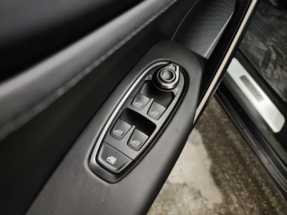 2023 Aston Martin DBX 707 - Image 16 of 20