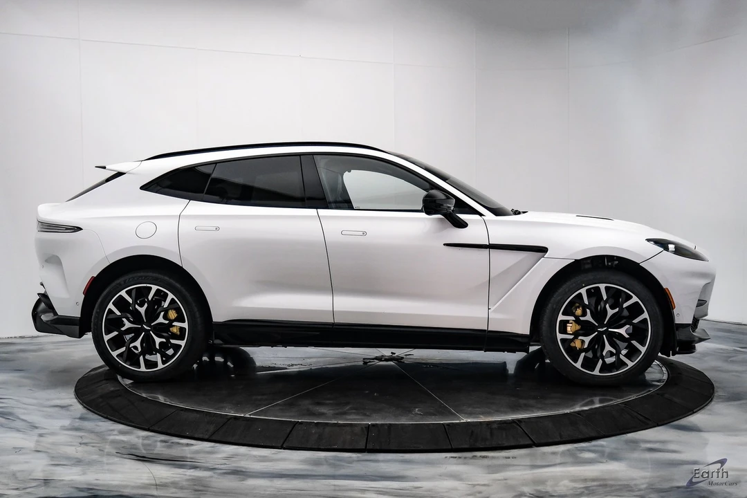 2023 Aston Martin DBX 707 - Image 14 of 21