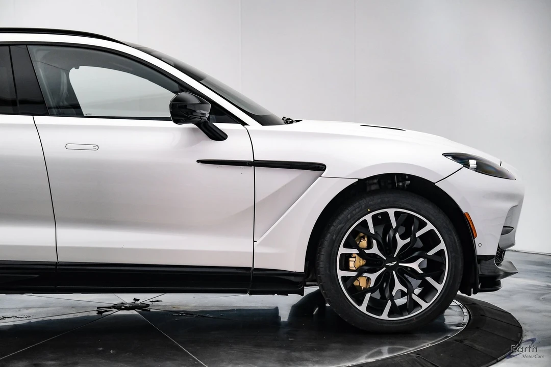 2023 Aston Martin DBX 707 - Image 16 of 21