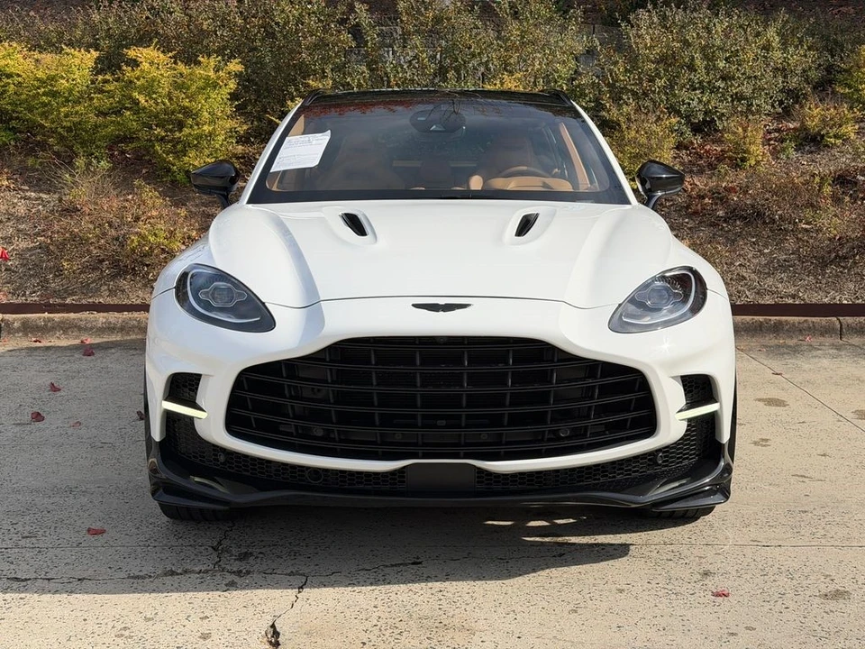 2023 Aston Martin DBX 707 - Image 11 of 21