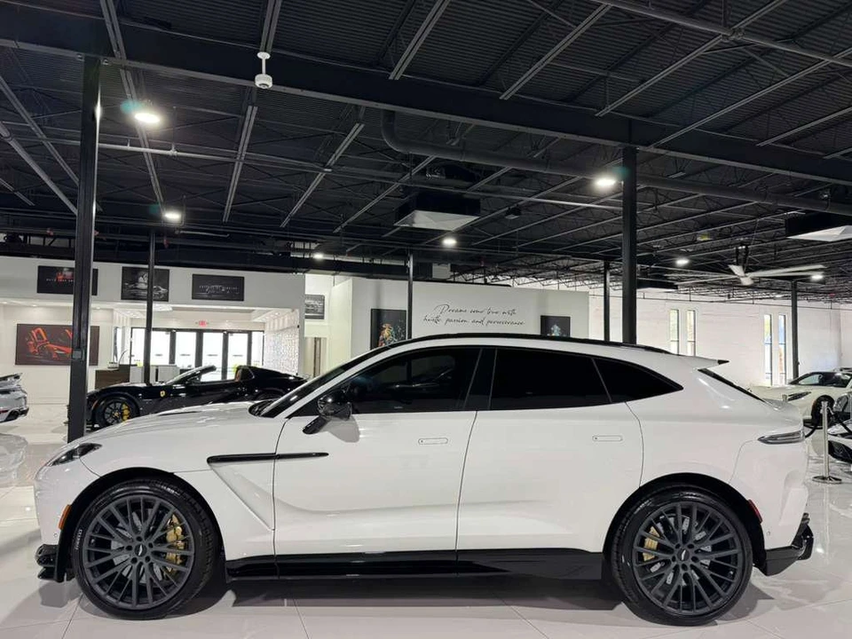 2023 Aston Martin DBX 707 - Image 4 of 12