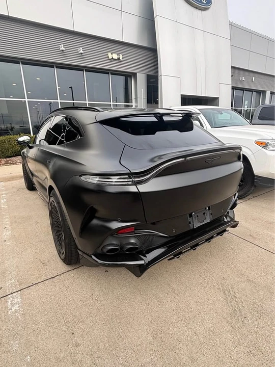 2023 Aston Martin DBX 707 - Image 4 of 9
