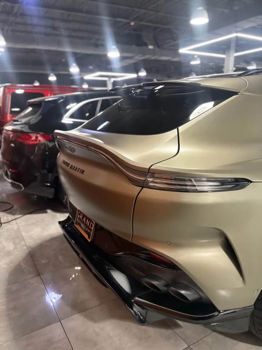 2023 Aston Martin DBX - Image 4 of 11