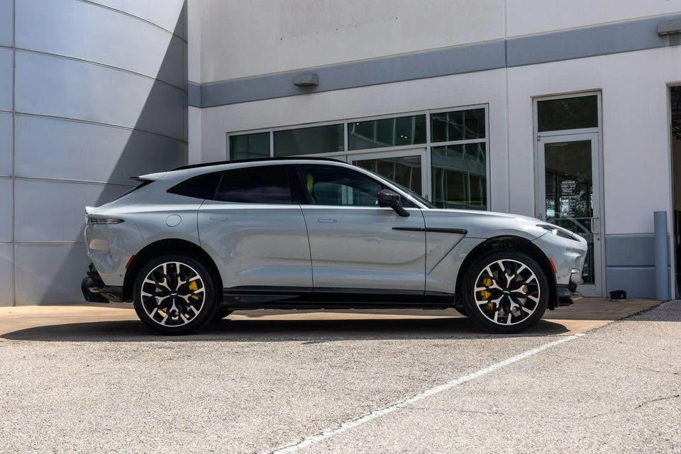 2023 Aston Martin DBX 707 - Image 3 of 18