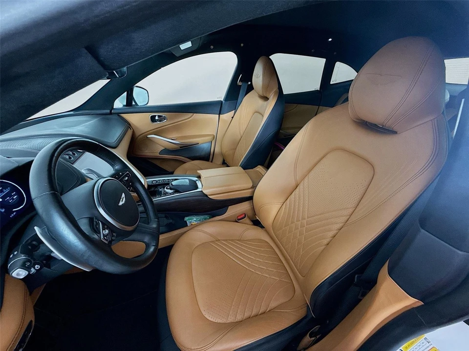 2023 Aston Martin DBX - Image 11 of 13