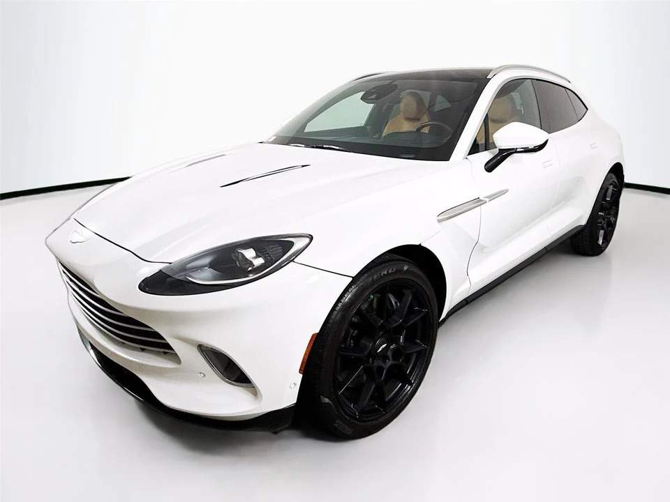 2023 Aston Martin DBX - Image 3 of 13
