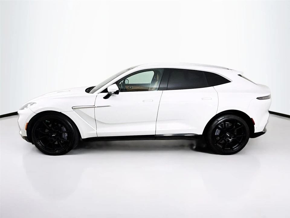 2023 Aston Martin DBX - Image 4 of 13