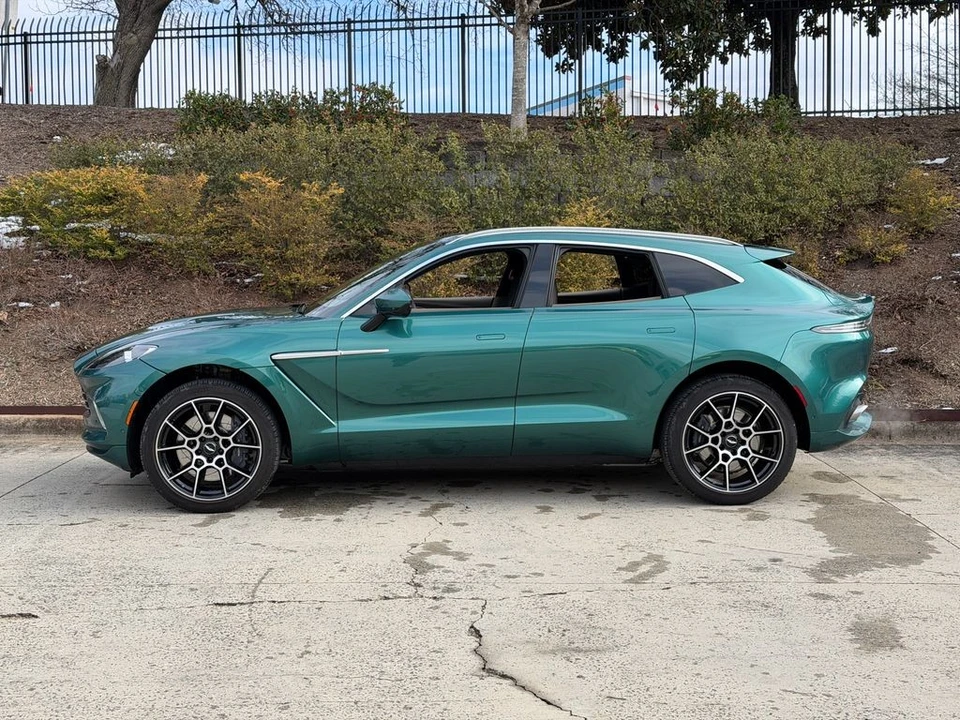 2023 Aston Martin DBX - Image 16 of 21