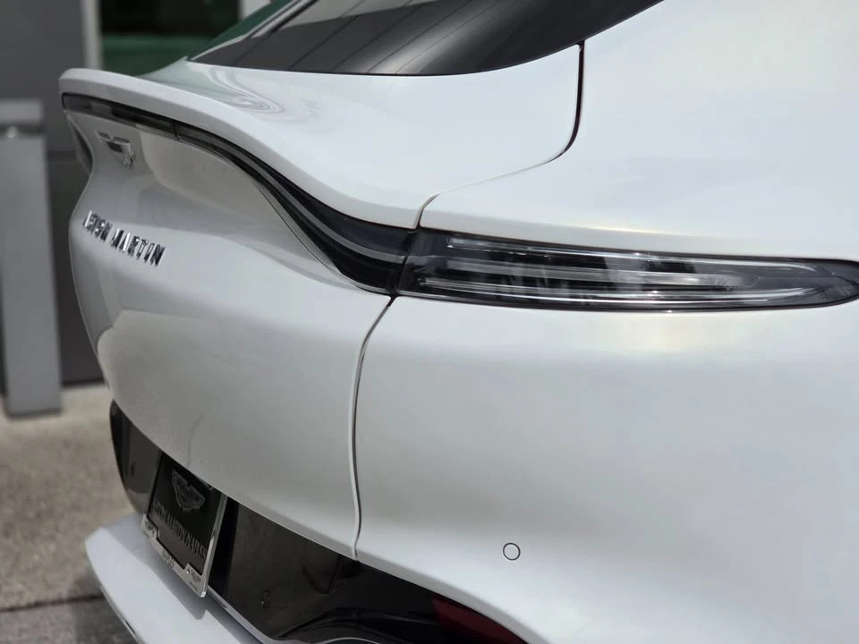 2023 Aston Martin DBX - Image 7 of 20