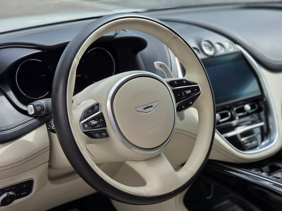 2023 Aston Martin DBX - Image 10 of 20