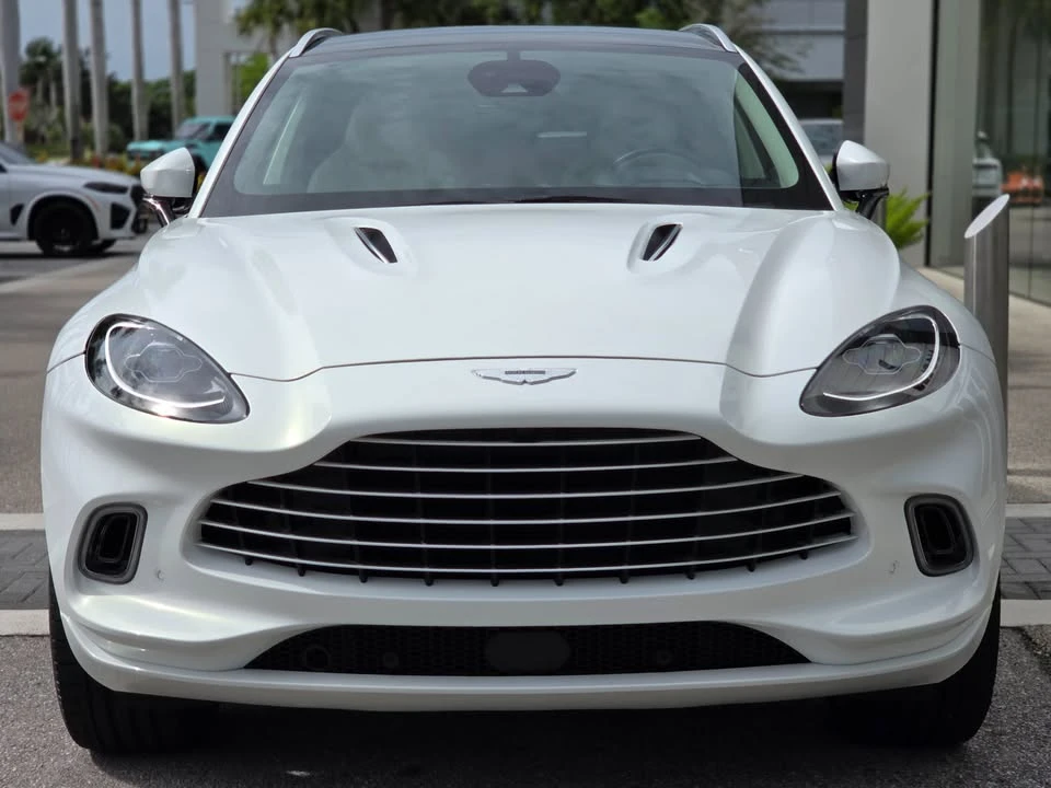 2023 Aston Martin DBX - Image 4 of 20