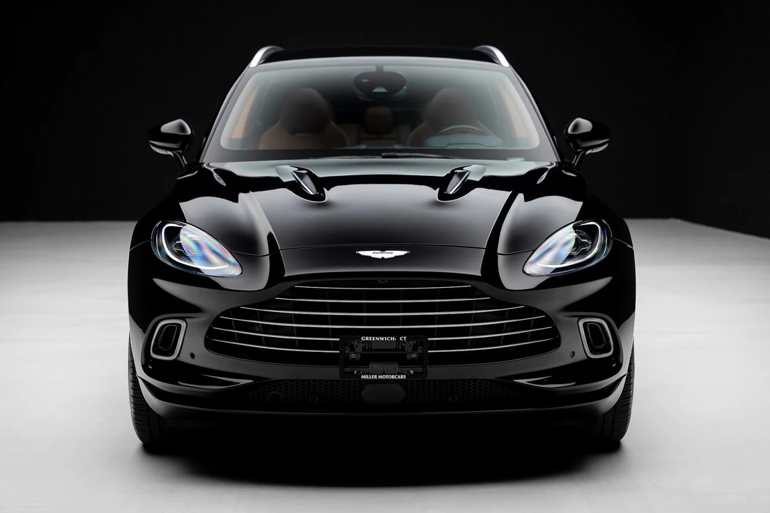 2023 Aston Martin DBX - Image 6 of 12