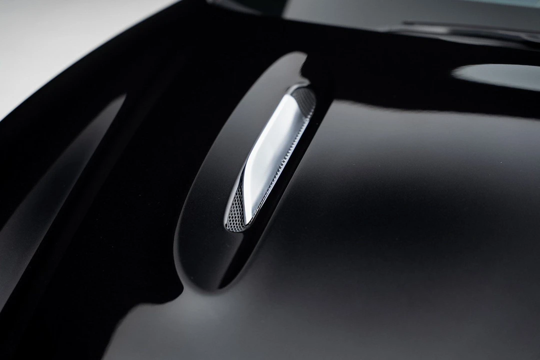 2023 Aston Martin DBX - Image 13 of 21