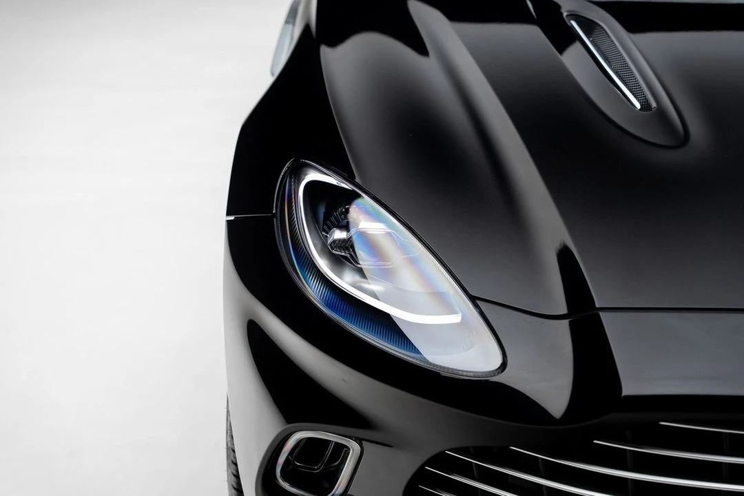 2023 Aston Martin DBX - Image 11 of 21