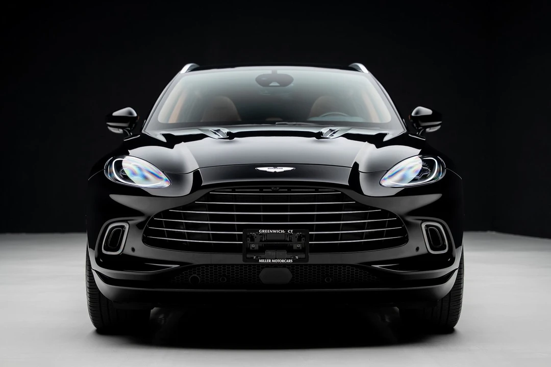 2023 Aston Martin DBX - Image 7 of 12